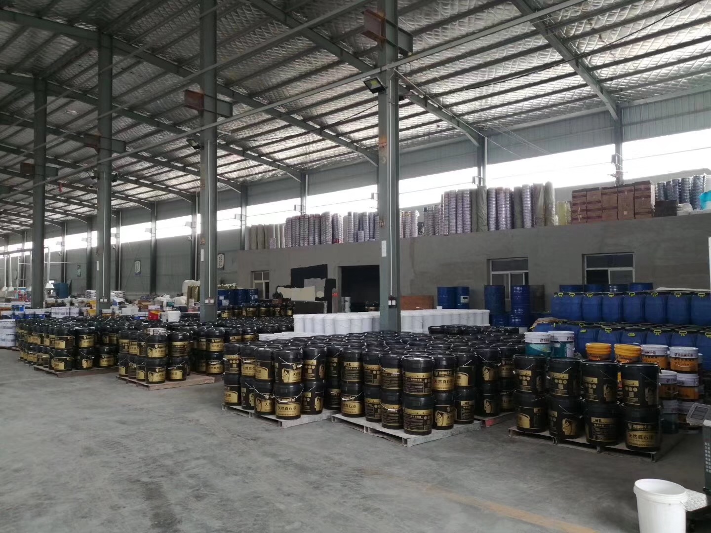 決定寶雞真石漆質(zhì)感的主要因素是什么？